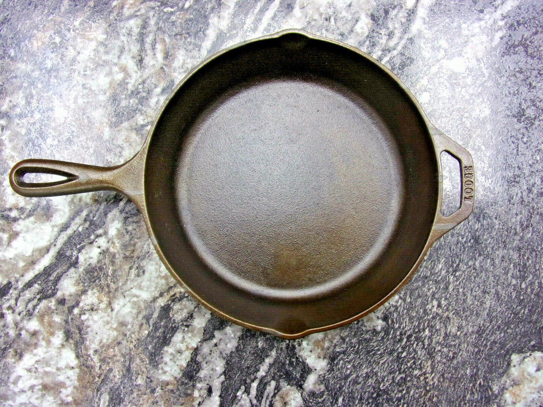 Lodge Cast Iron 8 SK Skillet Cleaned and Reseasoned Etsy