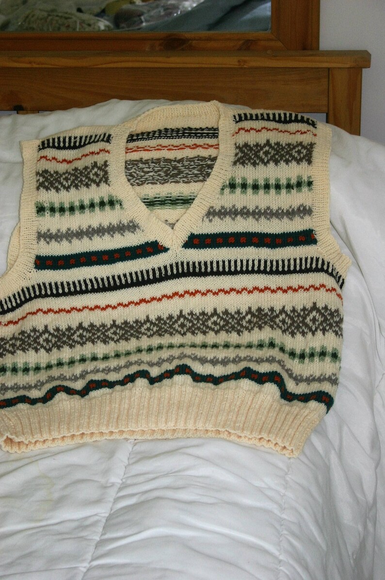 His/hers hand Knitted Vest/Tank Top in Fair Isle design 100% wool - sizes 48' - 32' 