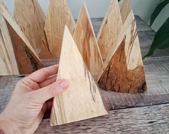 Medium sized natural wooden mountain shapes (individual)