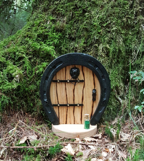 Horseshoe Wooden Fairy Garden Door Suitable For Inside And Outside Natural Autumn Fairy Garden Door Christmas Gifts For Friends Novelty