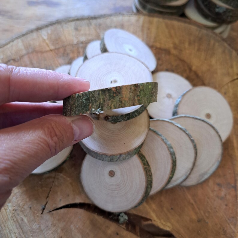 Maple Wood Slices: 5-6cm Rustic Tree Slice for Crafts & Weddings - Etsy UK