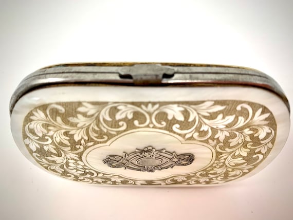 Antique Mother of Pearl Coin Purse - French Breve… - image 3