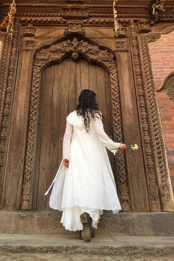 wedding dress topper plus size