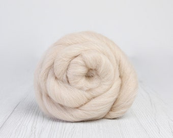 Superfine Alpaca Top . Natural Colors . Undyed . Spinning Dyeing Supply . 1oz