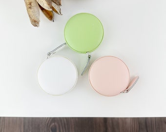 Cinta métrica para tejer en 3 colores, en pulgadas (60'') y centímetros (150 cm) - para coser, confeccionar, tejer
