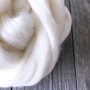 Baby Alpaca Top . large quantity . Natural White . Ecru . Undyed . Spinning Dyeing Supply . 1 lb