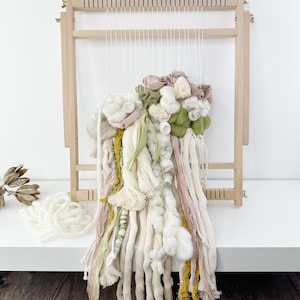Weaving Loom . Two sizes . Beech Wood . Table Top Loom . Wooden Frame Weaving Loom