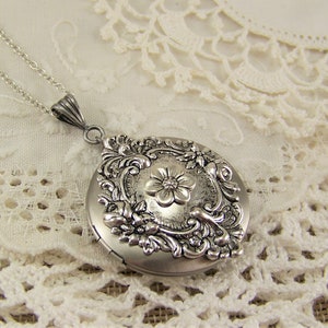 Floral Silver Locket, Raised Flower Locket, Rose Designed Locket, Victorian Locket, Keepsake Daisy Locket, Forget me not flower Locket