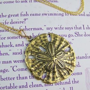 Sand Dollar Necklace, Seashell Necklace, Sand Dollar Pendant, Bronze Sand Dollar, Lightweight Sand Dollar, Sand Dollar, Ocean Necklace