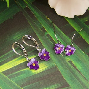 Pansy Earrings, Purple Pansies, Cloisonne Pansy Earrings, Pansy Petal Earrings, Pansy Flower Earrings, Hand Enameled Earrings image 2