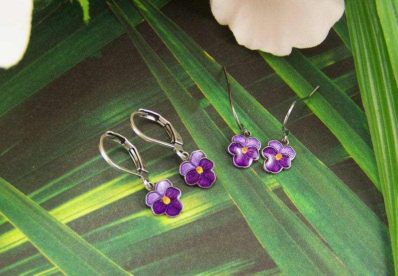 Pansy Earrings, Purple Pansies, Cloisonne Pansy Earrings, Pansy Petal Earrings, Pansy Flower Earrings, Hand Enameled Earrings image 2