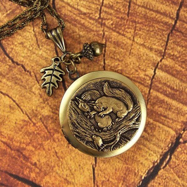 Squirrel Locket, Bronze Squirrel, Acorn Necklace, Oak Leaf Acorn Locket, Squirrel in a Tree, Three Dimensional Locket, Squirrel Family Tree