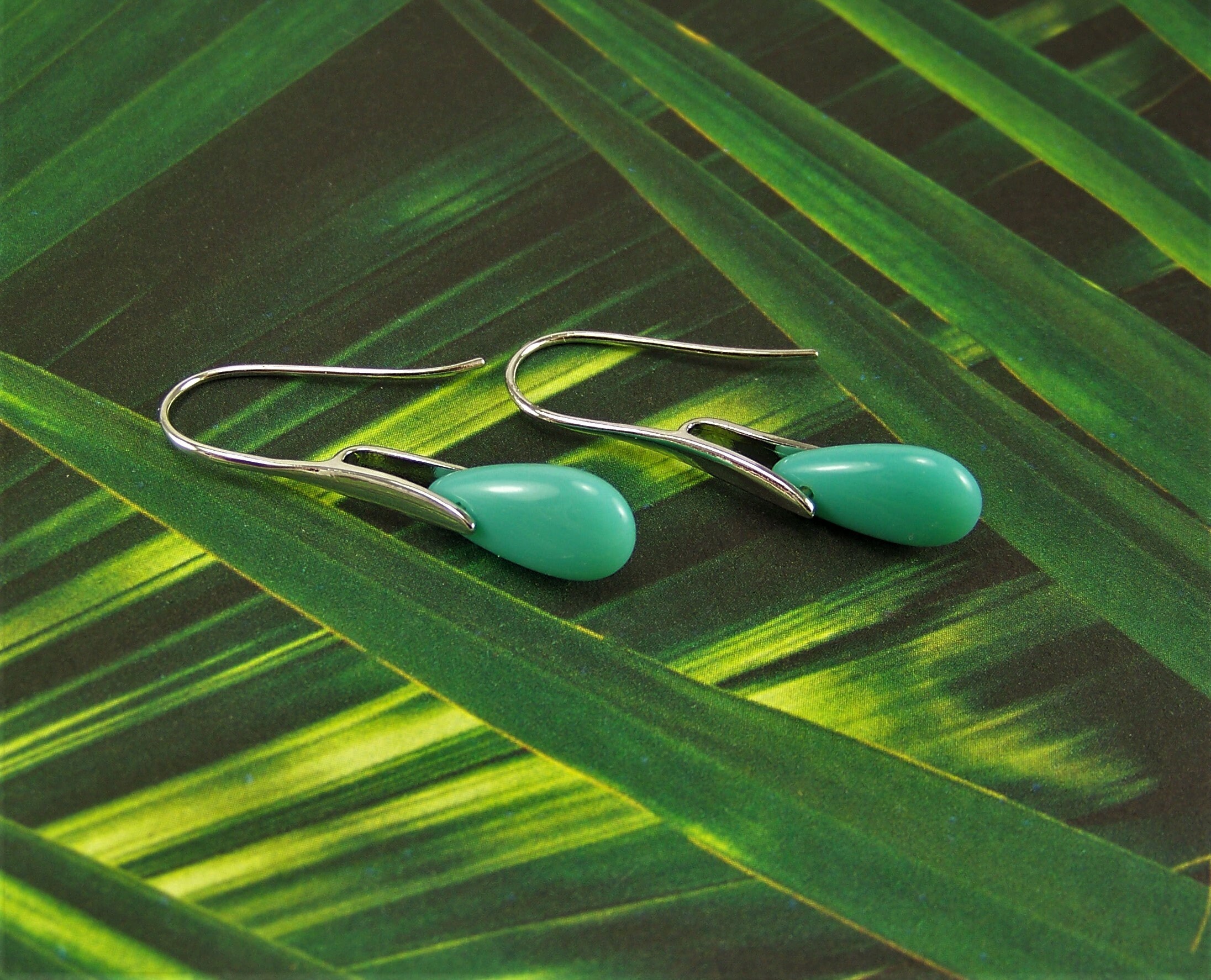 Turquoise Teardrop Earrings, Turquoise Czech Glass Briolette Drop Ear…
