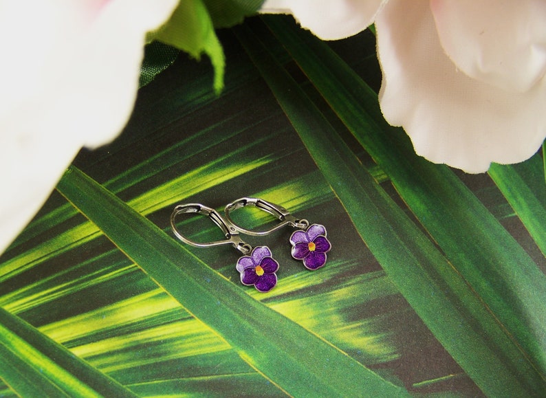 Pansy Earrings, Purple Pansies, Cloisonne Pansy Earrings, Pansy Petal Earrings, Pansy Flower Earrings, Hand Enameled Earrings image 1