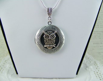 Owl Locket, Silver Owl, Keepsake Locket, Picture Locket, Woodland Locket, Bird Locket, Owl on a Branch, Hoot Owl, Great Horned Owl