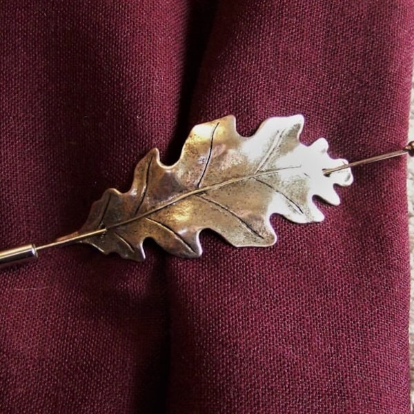 Silver Oak Leaf Pin, Shawl Pin, Scarf Pin, Oak Leaf Pin, Sweater Pin, Oak Leaf Shawl Pin, Leaf Pin, Stick Pin, Silver Leaf, Boutonniere,