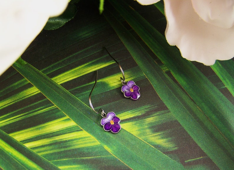 Pansy Earrings, Purple Pansies, Cloisonne Pansy Earrings, Pansy Petal Earrings, Pansy Flower Earrings, Hand Enameled Earrings image 10