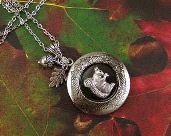 Squirrel Locket, Silver Squirrel, Acorn Necklace, Oak Leaf Acorn Locket, Squirrel in a Tree, Three Dimensional Locket, Squirrel Acorn Locket