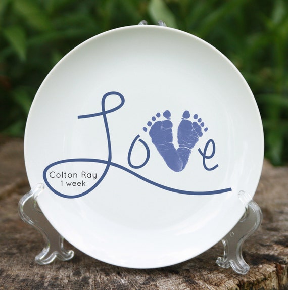 Scripty Footprint Plate 1500_plate_hand 