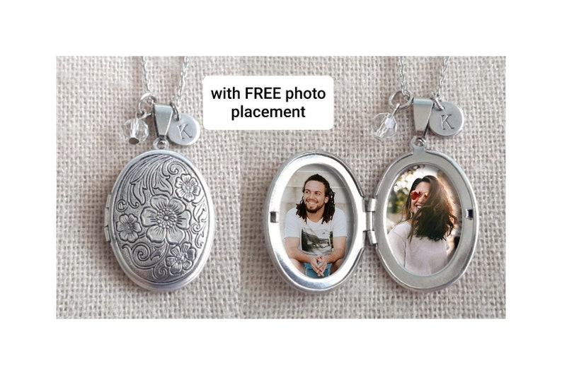 Oval Locket Necklace With Photos image 1