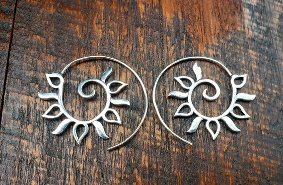 Silver Spiraling Sun Threader Earrings - image 1