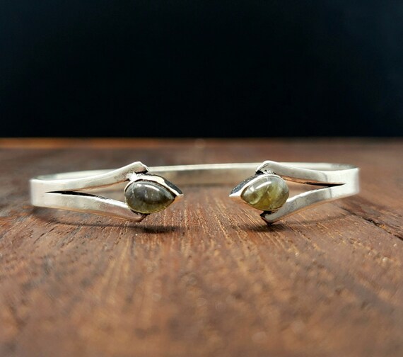 Simple Silver Labradorite Dagger Bangle Bracelet … - image 3