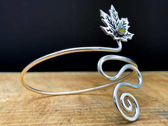 Silver Labradorite Leaf Arm cuff - image 3