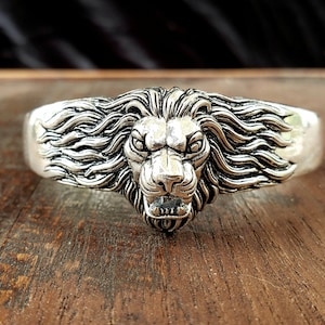 Adjustable Silver Lion Bracelet