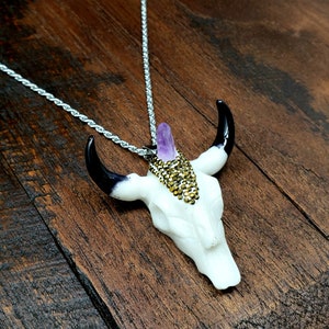 Rhinestone Amethyst Bull Horn Skull Pendant Necklace