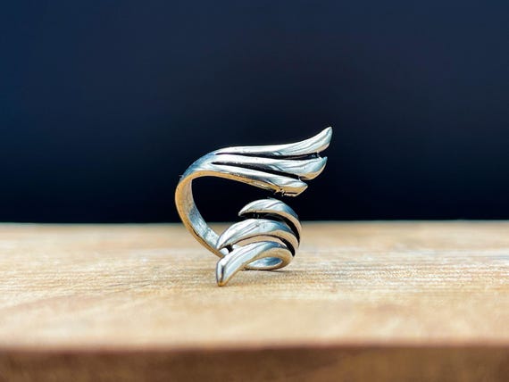 Adjustable Angel Wing Ring - Silver Plated Feathe… - image 3