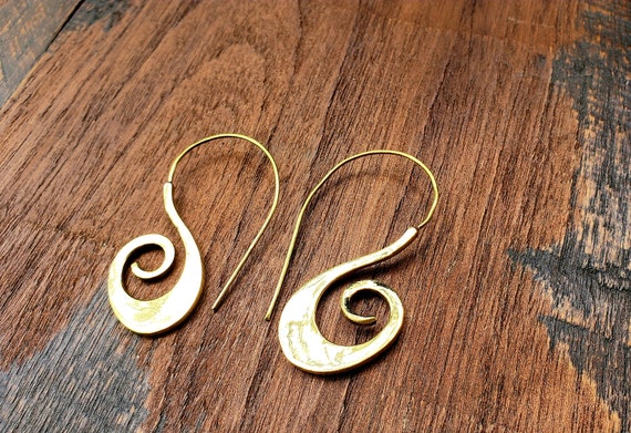 Simple Gold Funky Swirl Threader Earrings - image 1