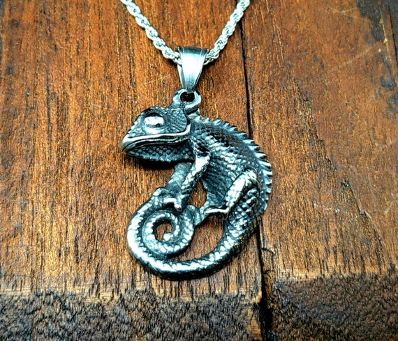 Iguana jewelry deals