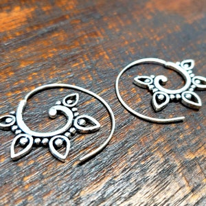 Silver Vine Spiral Loop Earrings