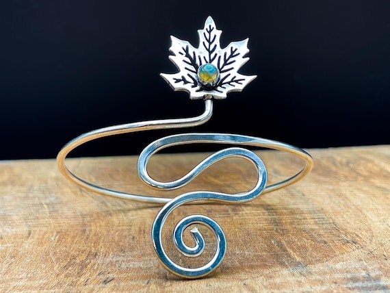 Silver Labradorite Leaf Arm cuff - image 1