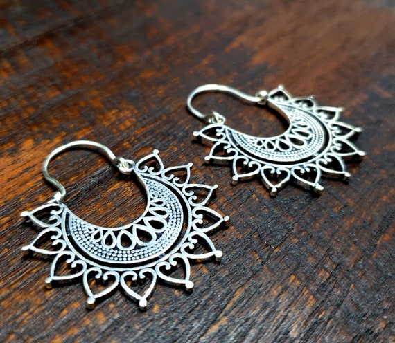 Silver Celestial Mandala Threader Earrings - image 3