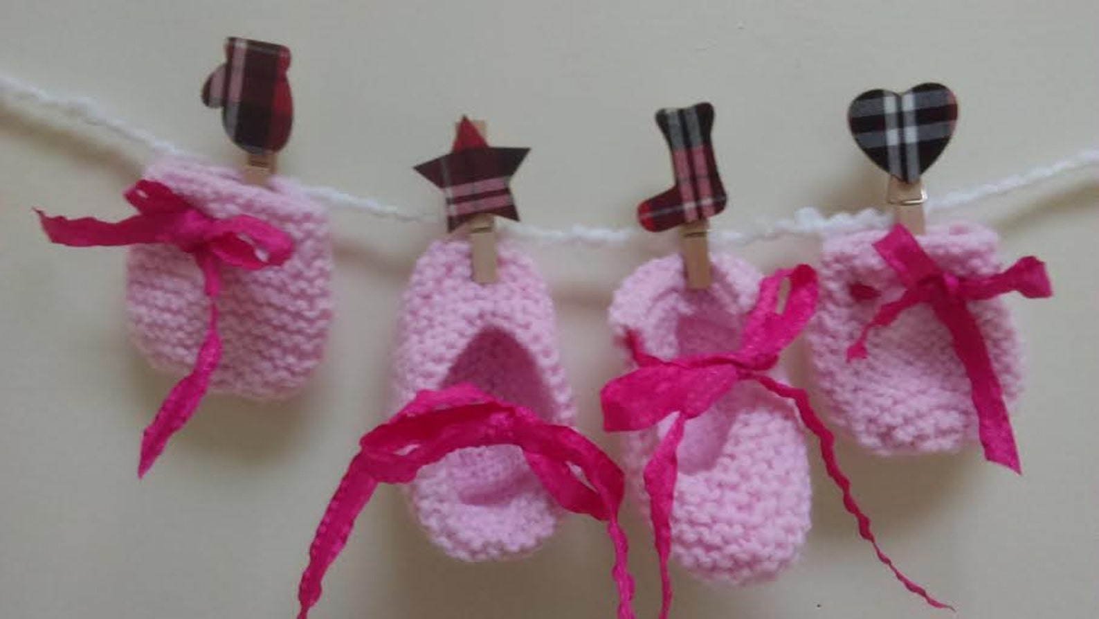 new born baby collections- pink ballet shoes and pink mitts set