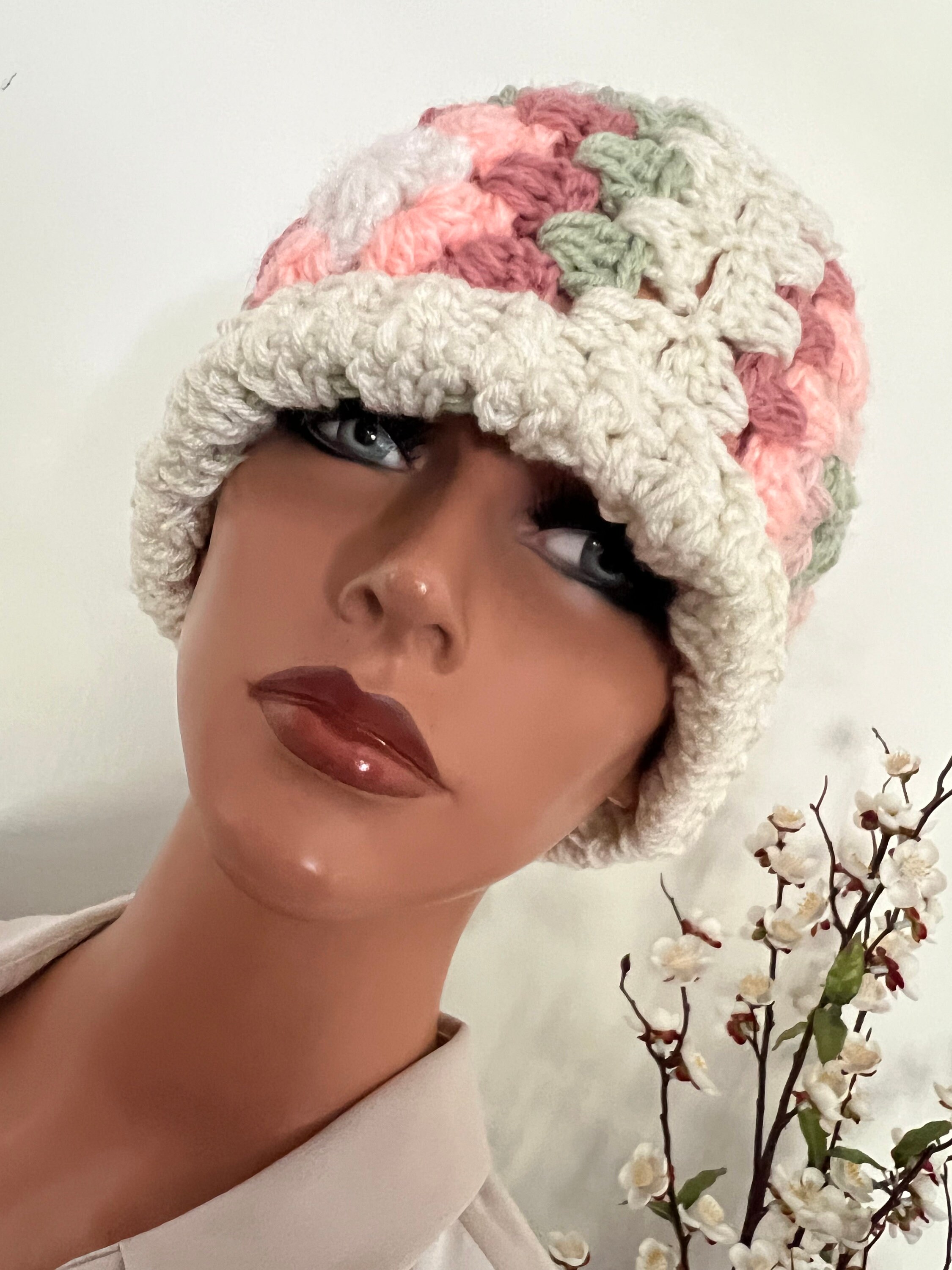 Granny Square Hat Antique Style Wrap Daytime Church FREE  display picture 1