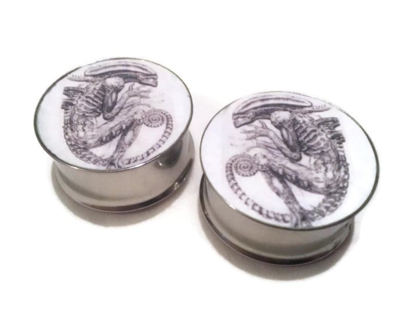 Biomechanical Alien Inspired Double Flare or Single Flare Plugs sizes 00g 2 Inches image 4