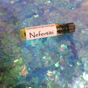 Nefertiti Perfume Oil Oud, Kyphi, Egyptian Rose, Musk, Pink Lotus, Champaca, Grapefruit, Neroli, Frankincense, Myrrh, Incense image 2