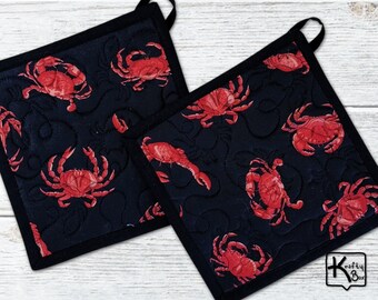 Gift Set 2 Potholders Quilted Cotton Fabric Black with Red Crabs & Crab Shaped Stitching Design Handmade Square Pot Holder Nice Kitchen Gift