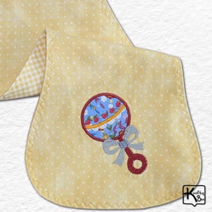 Baby Burp Cloth Soft Flannel Cute Embroidered Baby Rattle Applique Detail Edge Shoulder Burping Cloth Unique Feeding Time Baby Gift