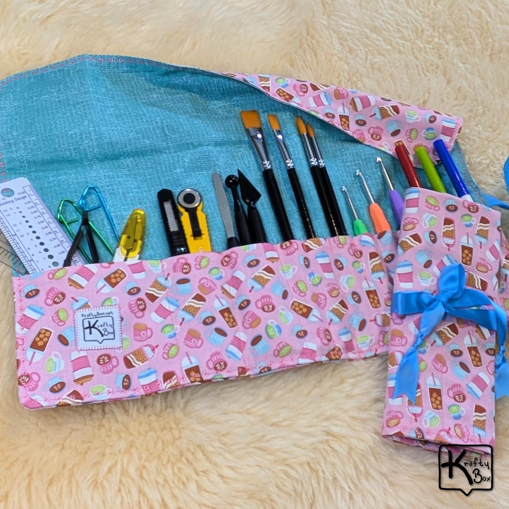 Handmade Artist Tool Roll Travel Organizer Coffee Drinks Pink Design Brush Roll Knitting Needle Crochet Hooks Case Rollup Holder Crafty Gift