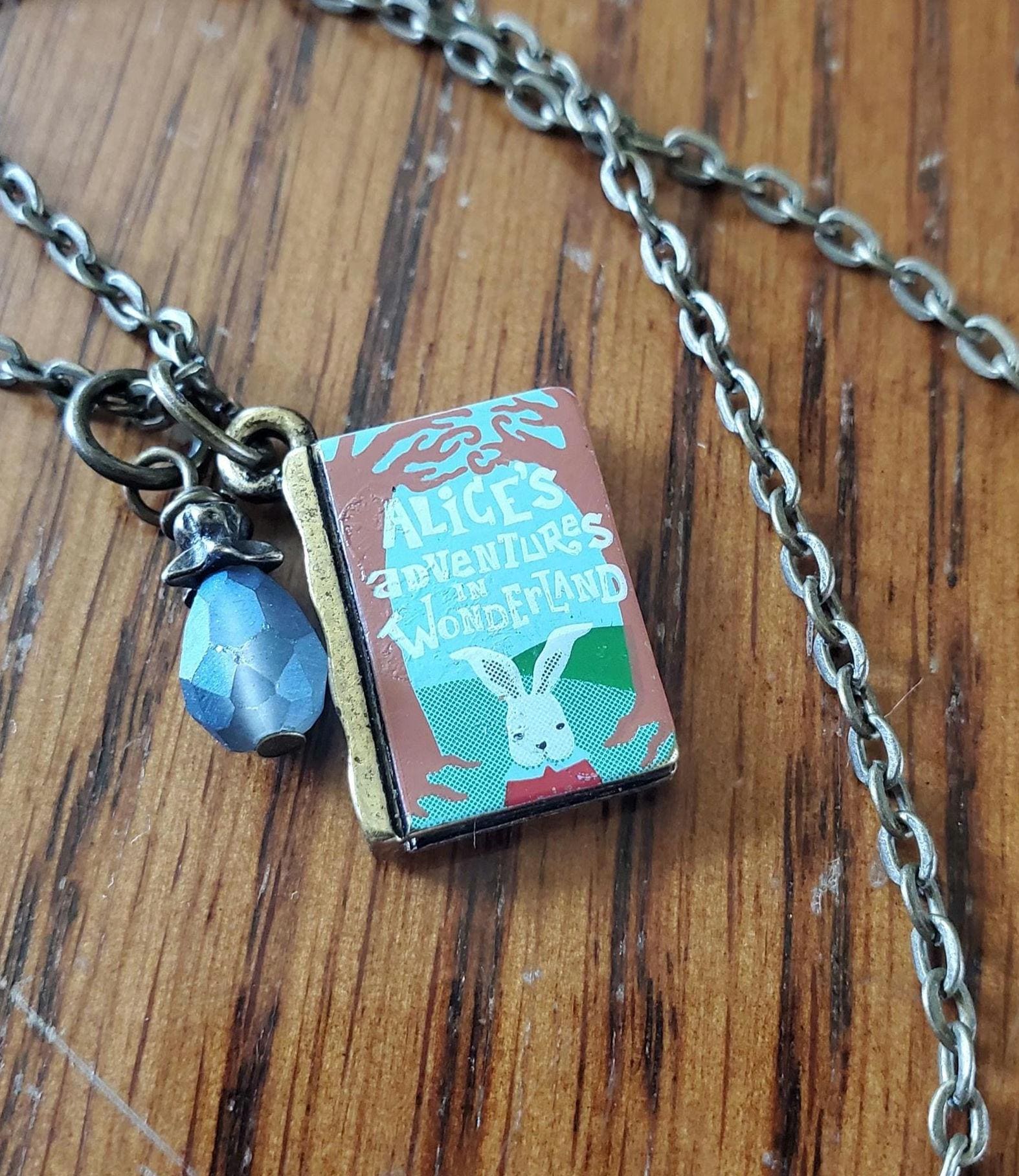 Alice in Chains Necklace - Etsy