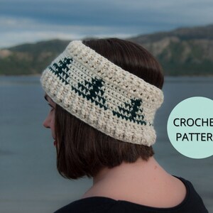 Crochet Headband Pattern with Tapestry Christmas Tree Design: Winter Ear Warmer (PDF Pattern)