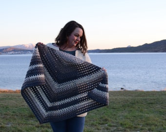 Triangle Crochet Shawl Pattern: Chunky Yarn Winter Wrap (PDF Pattern)