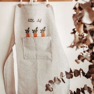 Custom name kids apron, linen cooking apron, custom women apron, custom embroidered name apron, kid toddler apron, kitchen cooking apron