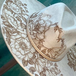 Burned Poppies Hat - Etsy display picture 1