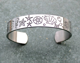 Beach Cuff Bangle Bracelet, Aquatic Life, Seahorse, Shells, Starfish, Sea Turtle, Stainless Steel Bracelet, Beach Jewelry,  C331