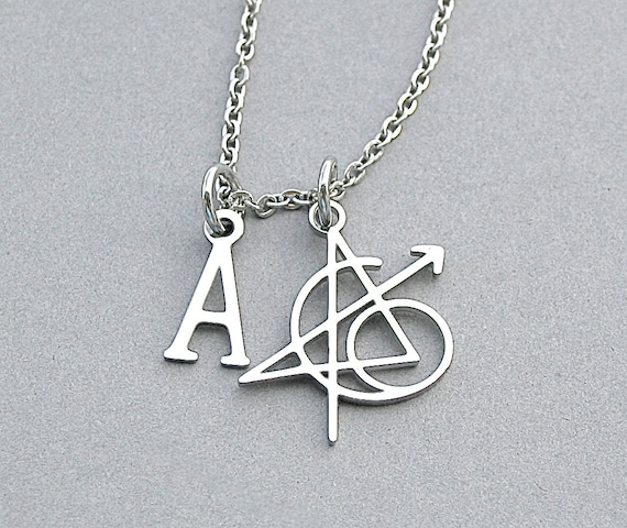 Handmade 5 pcs Marvel Charm Necklace