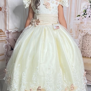 Girls dress communion